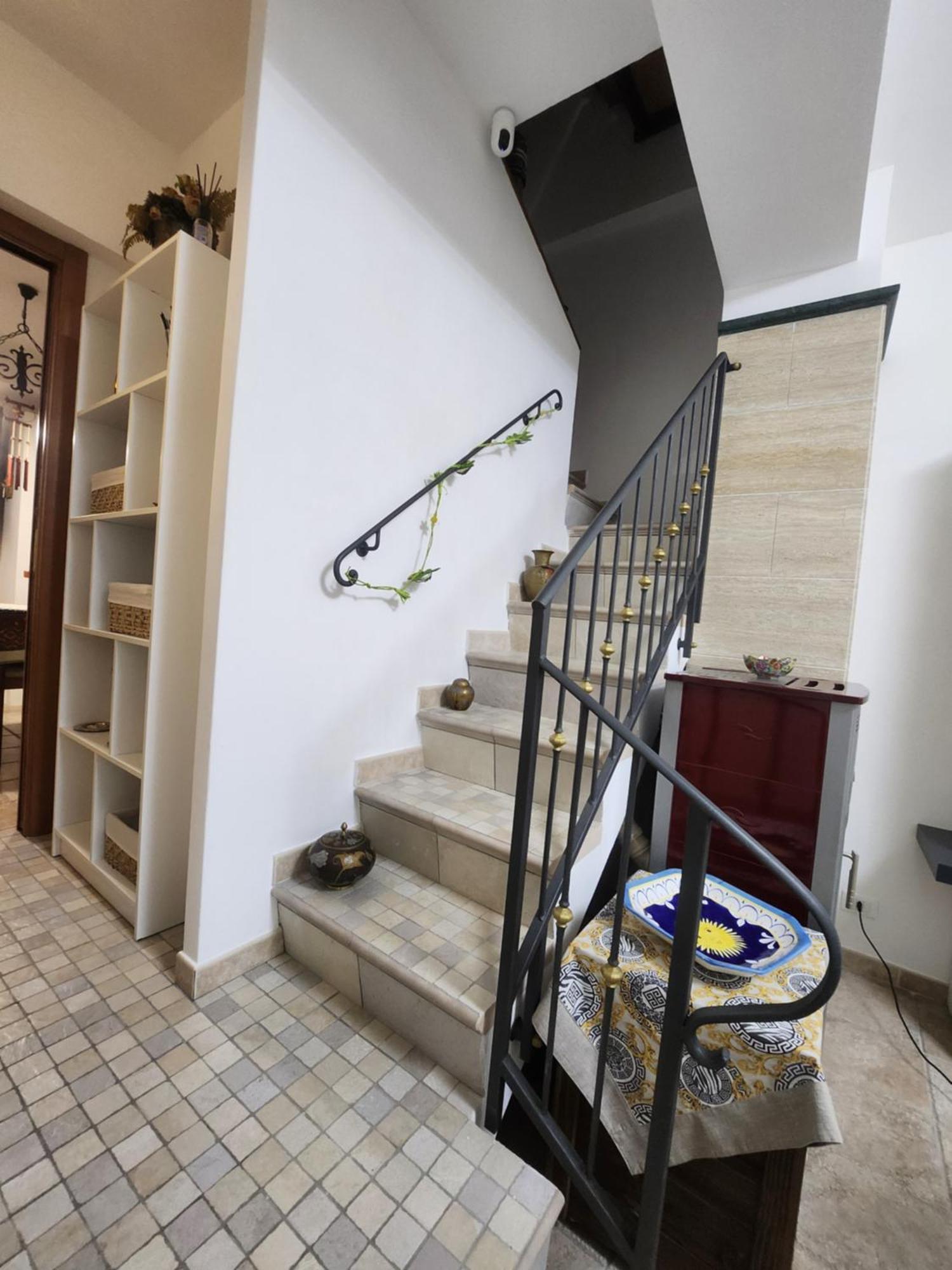 Porta Trapani Guest House Эриче Экстерьер фото