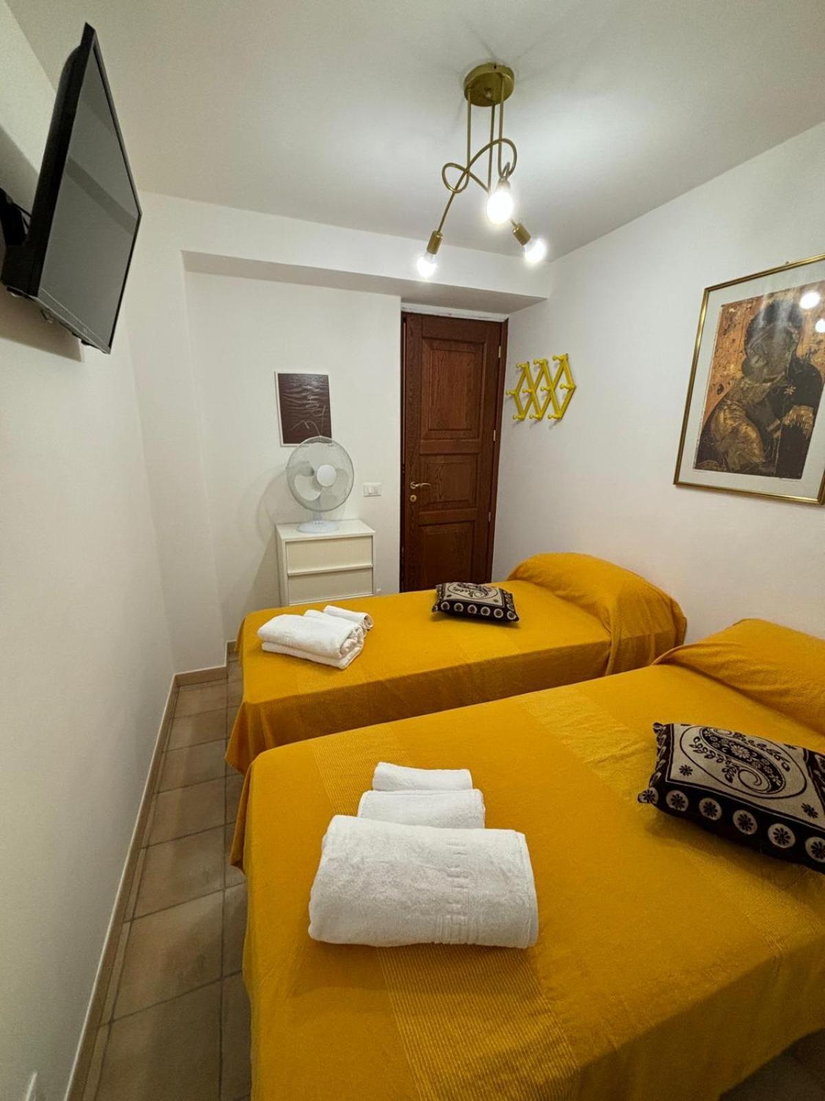 Porta Trapani Guest House Эриче Экстерьер фото
